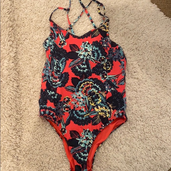 Floral bathing suit - Picture 1 of 2